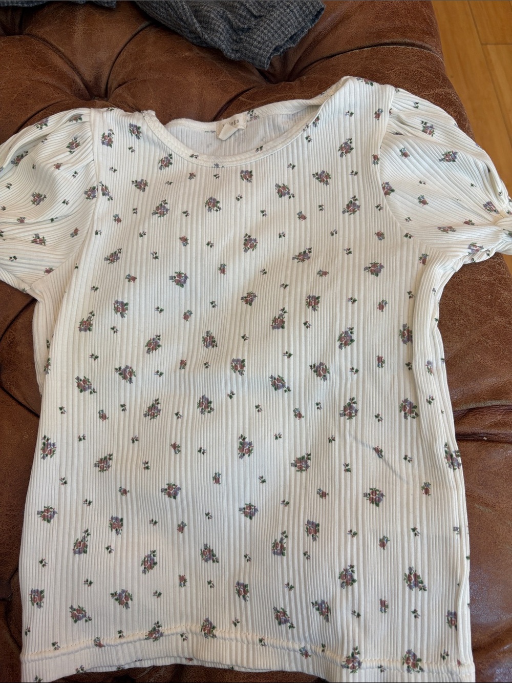 Lil legs girls ivory Floral Ribbed Puff-Sleeve Top size 4T
